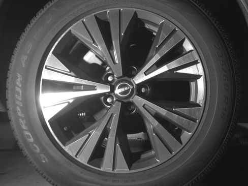 Used 2023 Nissan Rogue SV FWD image 12