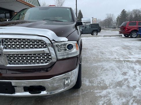 Used 2015 RAM 1500 Laramie w/ Convenience Group image 4