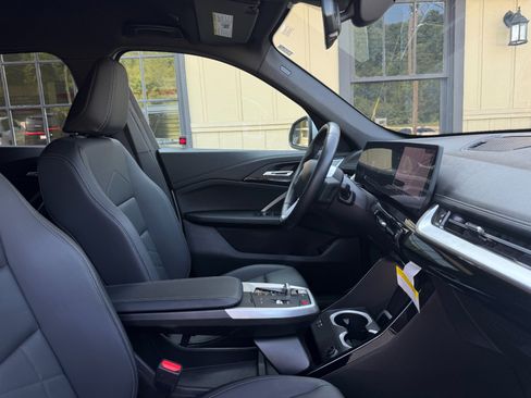 Used 2024 BMW X1 xDrive28i w/ Convenience Package image 38