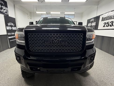 Used 2015 GMC Sierra 2500 Denali w/ Duramax Plus Package image 5