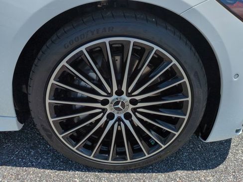 Used 2025 Mercedes-Benz C 300 Sedan image 11