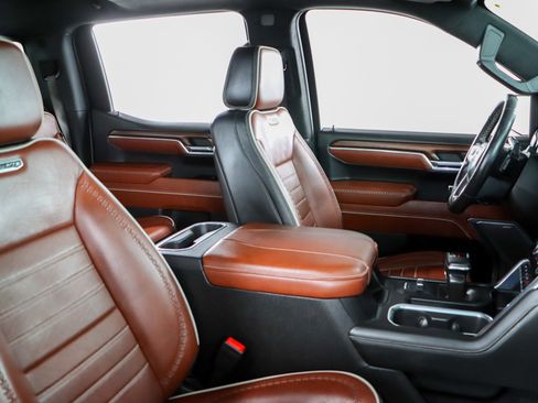 Used 2024 GMC Sierra 1500 Denali Ultimate image 31