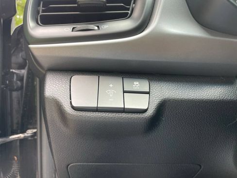 Used 2019 Kia Rio S FWD image 10
