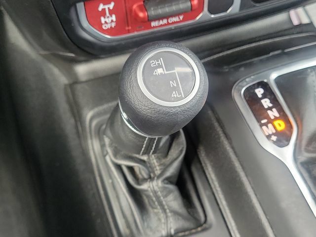 Used 2024 Jeep Wrangler Unlimited Sport AWD/4WD image 28
