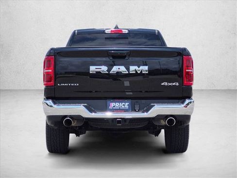 Used 2025 RAM 1500 Limited w/ Off Road Group AWD/4WD image 7