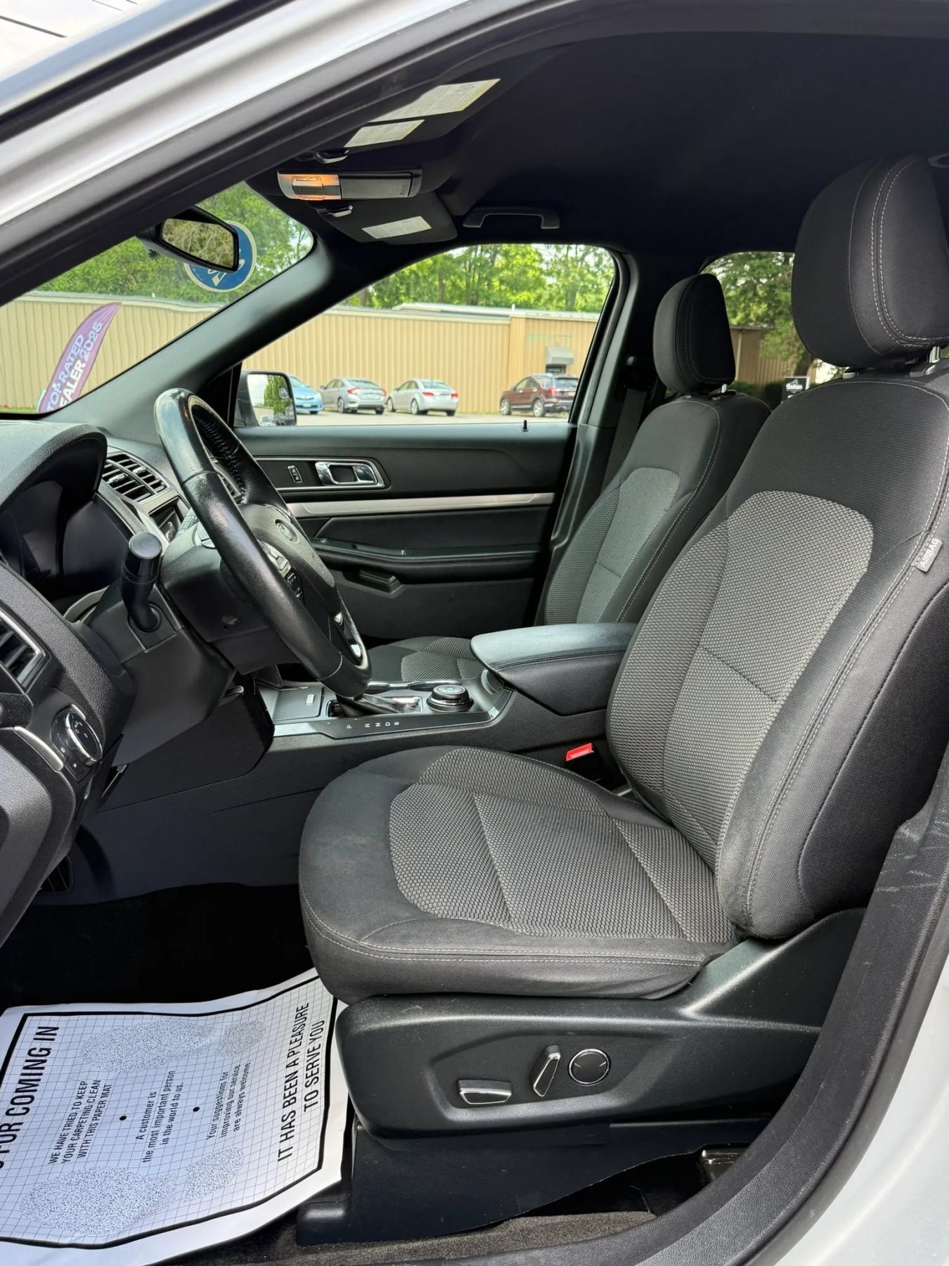 Used 2018 Ford Explorer XLT w/ Equipment Group 201A AWD/4WD image 26