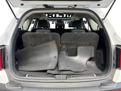 Certified 2023 Kia Sorento S w/ Panoramic Sunroof Package AWD/4WD image 12