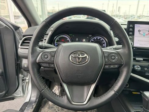 Used 2023 Toyota Camry XSE image 21