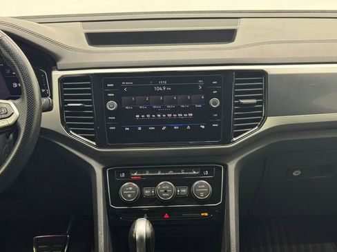 Used 2022 Volkswagen Atlas SEL Premium AWD/4WD image 4
