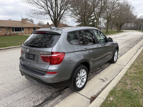 Used 2017 BMW X3 xDrive28i image 10