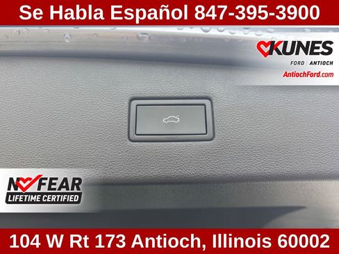 Used 2022 Volkswagen Tiguan SE R-Line image 29