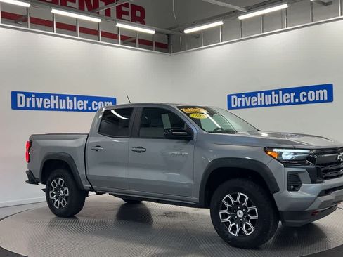 Used 2023 Chevrolet Colorado Z71 w/ Z71 Convenience Package 2 AWD/4WD image 4