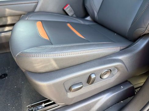 New 2026 GMC Sierra 2500 AT4 w/ AT4 Premium Plus Package image 19