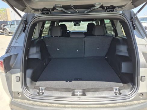 New 2026 Jeep Cherokee Laredo image 6