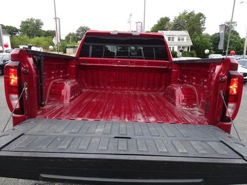 Used 2022 GMC Sierra 1500 Elevation w/ LPO, Elevation Black Package image 6