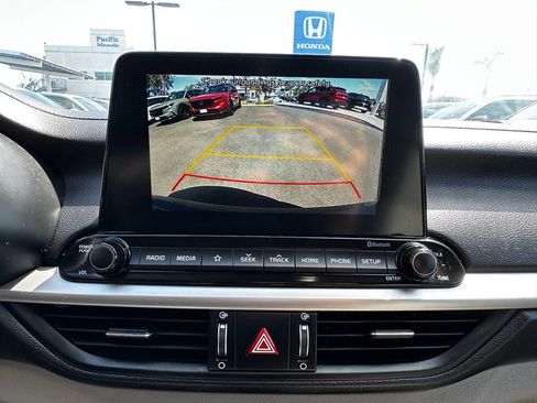 Used 2021 Kia Forte LXS FWD image 26