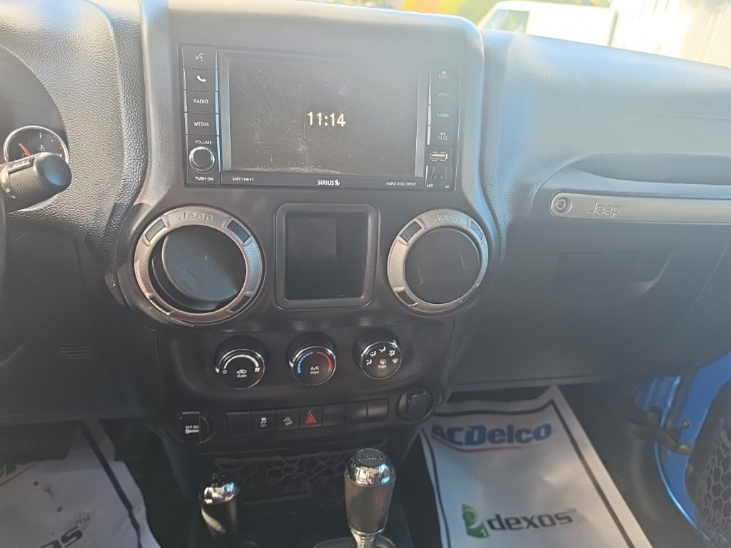 Used 2014 Jeep Wrangler Sport AWD/4WD image 18