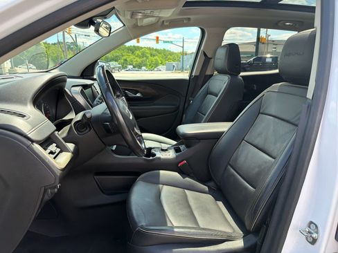 Used 2018 GMC Terrain Denali w/ Advanced Safety Package AWD/4WD image 4