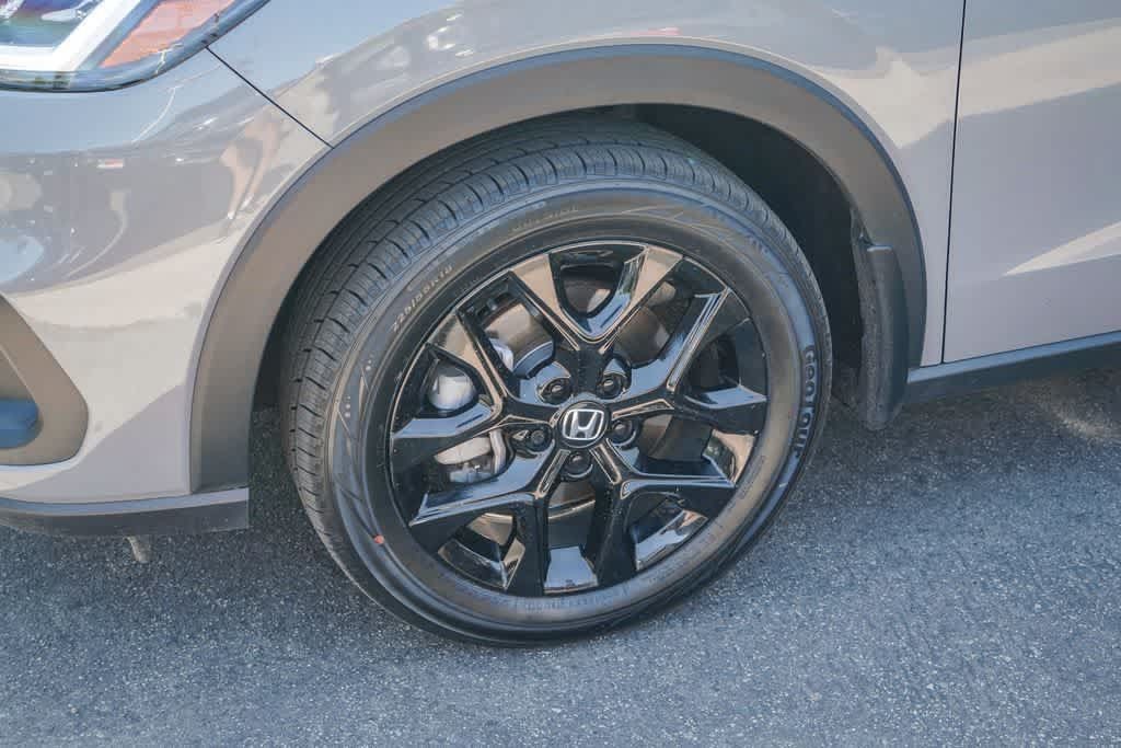 Used 2024 Honda HR-V Sport image 8