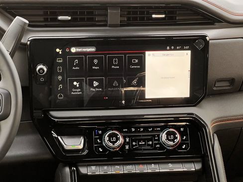 New 2026 GMC Sierra 2500 AT4 w/ AT4 Premium Plus Package image 13