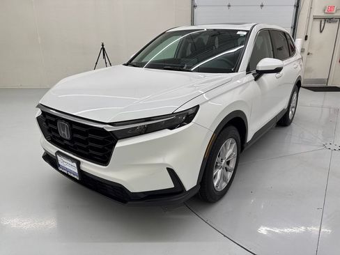 Used 2023 Honda CR-V EX image 3