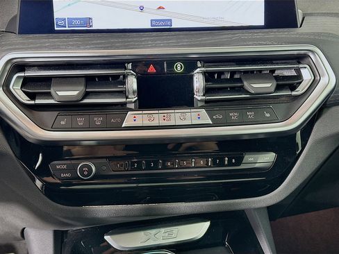 Used 2024 BMW X3 sDrive30i image 24