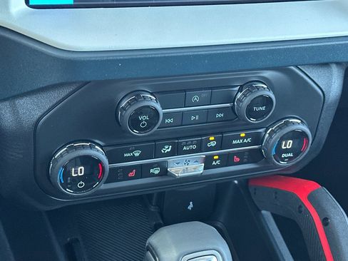 New 2026 Ford Bronco Heritage Edition AWD/4WD image 18