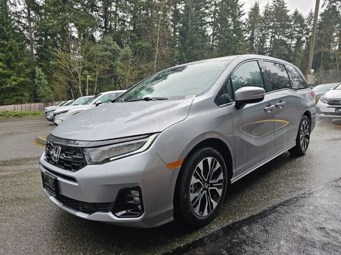 New 2026 Honda Odyssey Elite image 3