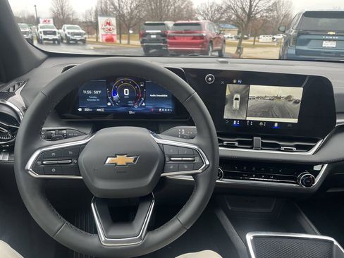 New 2026 Chevrolet Equinox LT w/ Safety and Technology Package AWD/4WD image 8