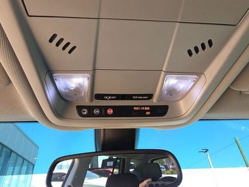 Used 2019 GMC Terrain SLE w/ Driver Convenience Package image 20