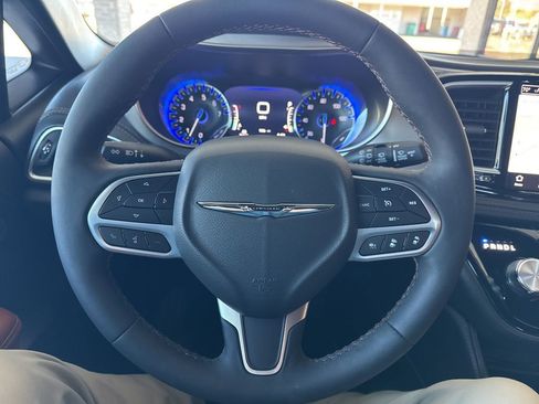 Used 2024 Chrysler Pacifica Pinnacle w/ Trailer Tow Group image 17