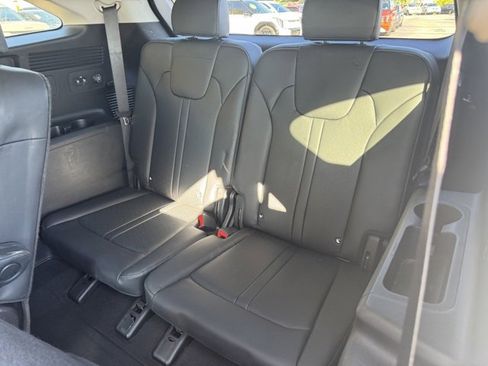 Certified 2022 Kia Sorento SX image 15