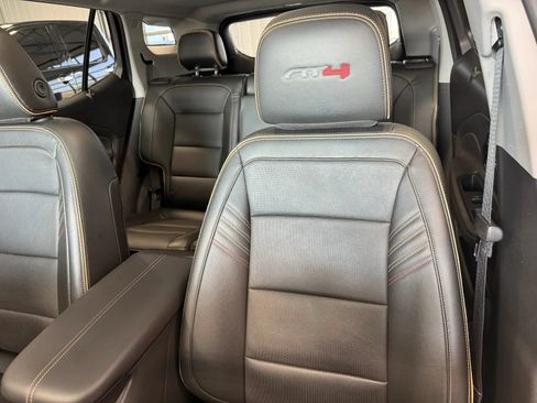 Used 2022 GMC Terrain AT4 w/ Infotainment Package II AWD/4WD image 12