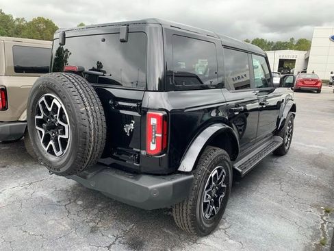 New 2025 Ford Bronco Outer Banks image 23