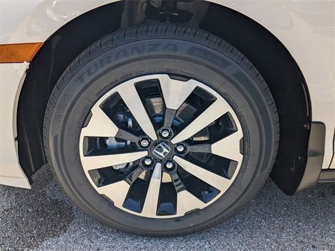 New 2025 Honda Odyssey EX-L image 11