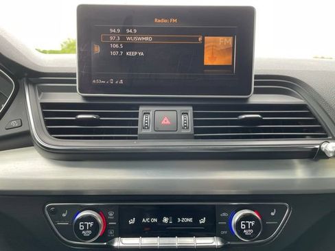 Used 2018 Audi SQ5 Premium Plus w/ Navigation Package AWD/4WD image 20