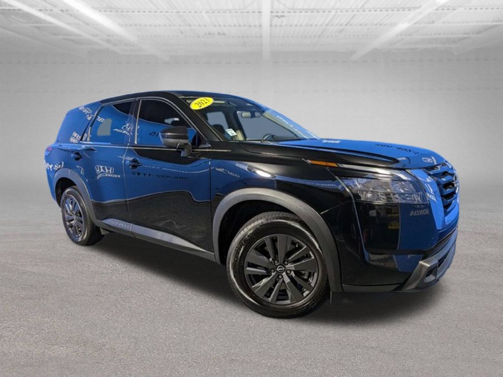 Used 2023 Nissan Pathfinder S AWD/4WD image 3