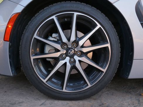 Used 2022 Toyota GR86 w/ ALL Weather Mat Package (TMS) RWD image 42