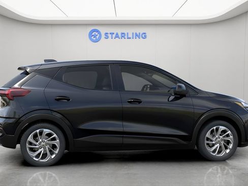 New 2027 Chevrolet Bolt LT w/ Comfort Package FWD image 6