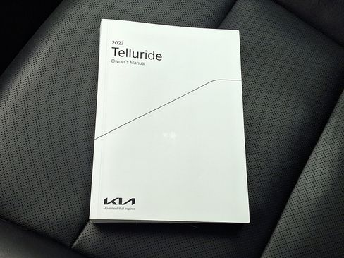 Used 2023 Kia Telluride LX image 26