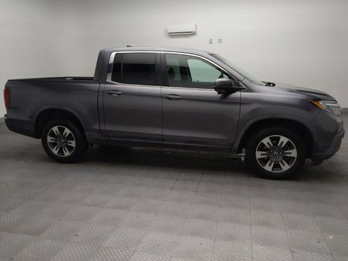 Used 2017 Honda Ridgeline RTL-T image 11