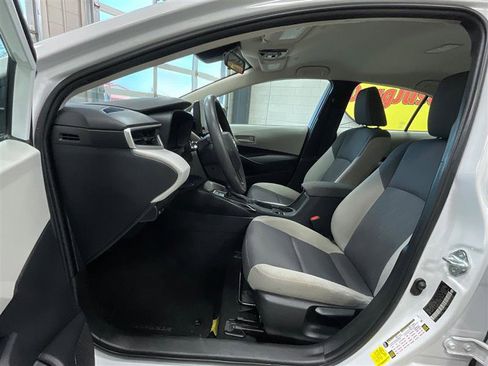 Used 2023 Toyota Corolla LE image 11
