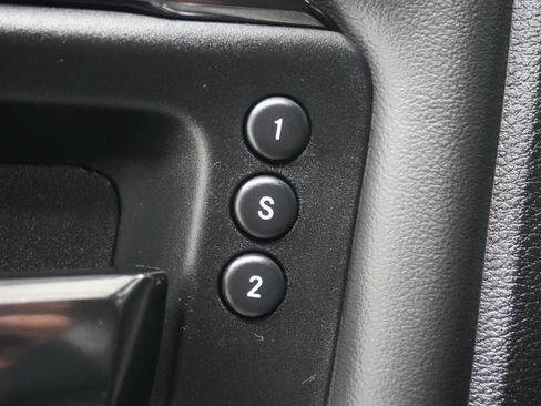 Used 2022 RAM 3500 Limited AWD/4WD image 19
