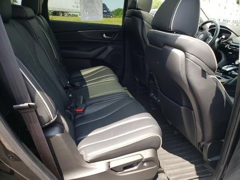 Used 2024 Acura MDX SH-AWD w/ Advance Package image 17
