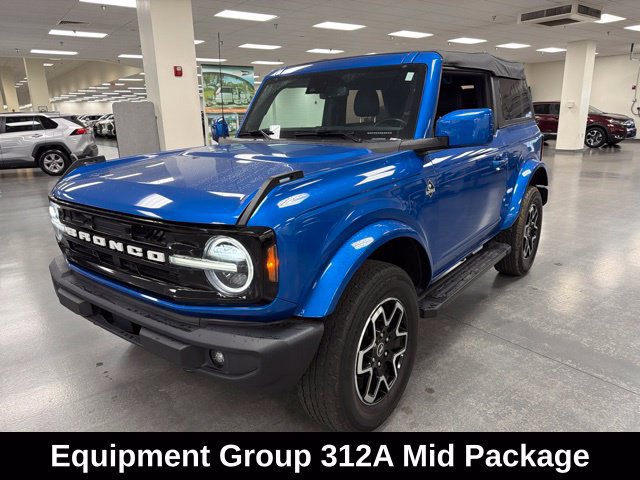 Used 2023 Ford Bronco Outer Banks AWD/4WD image 3