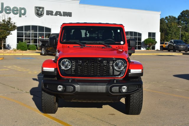 Used 2024 Jeep Gladiator Sport AWD/4WD image 2