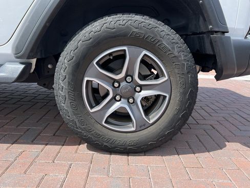 Used 2020 Jeep Wrangler Unlimited Sport AWD/4WD image 13