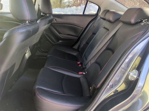 Used 2015 MAZDA MAZDA3 i Grand Touring image 25