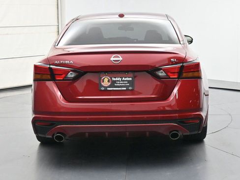 Used 2024 Nissan Altima 2.5 SL FWD image 23