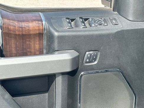Used 2017 Ford F450 Platinum w/ Platinum Ultimate Package AWD/4WD image 13